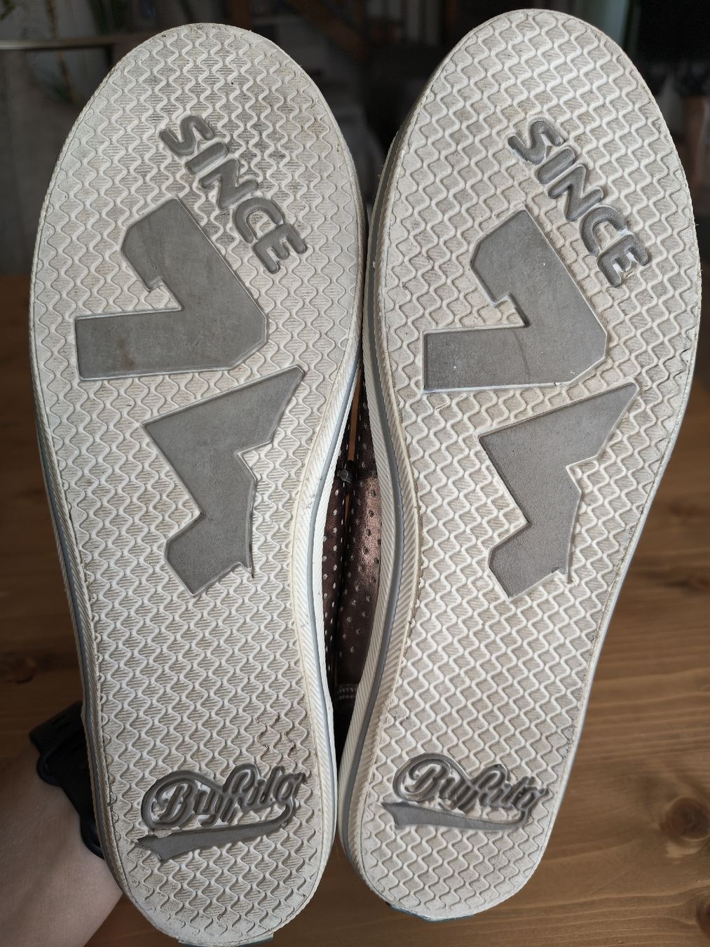 Chaussures femmes: 2 paar Schuhe in grösse 38 – D'occasion à Flawil par minggeli83 3