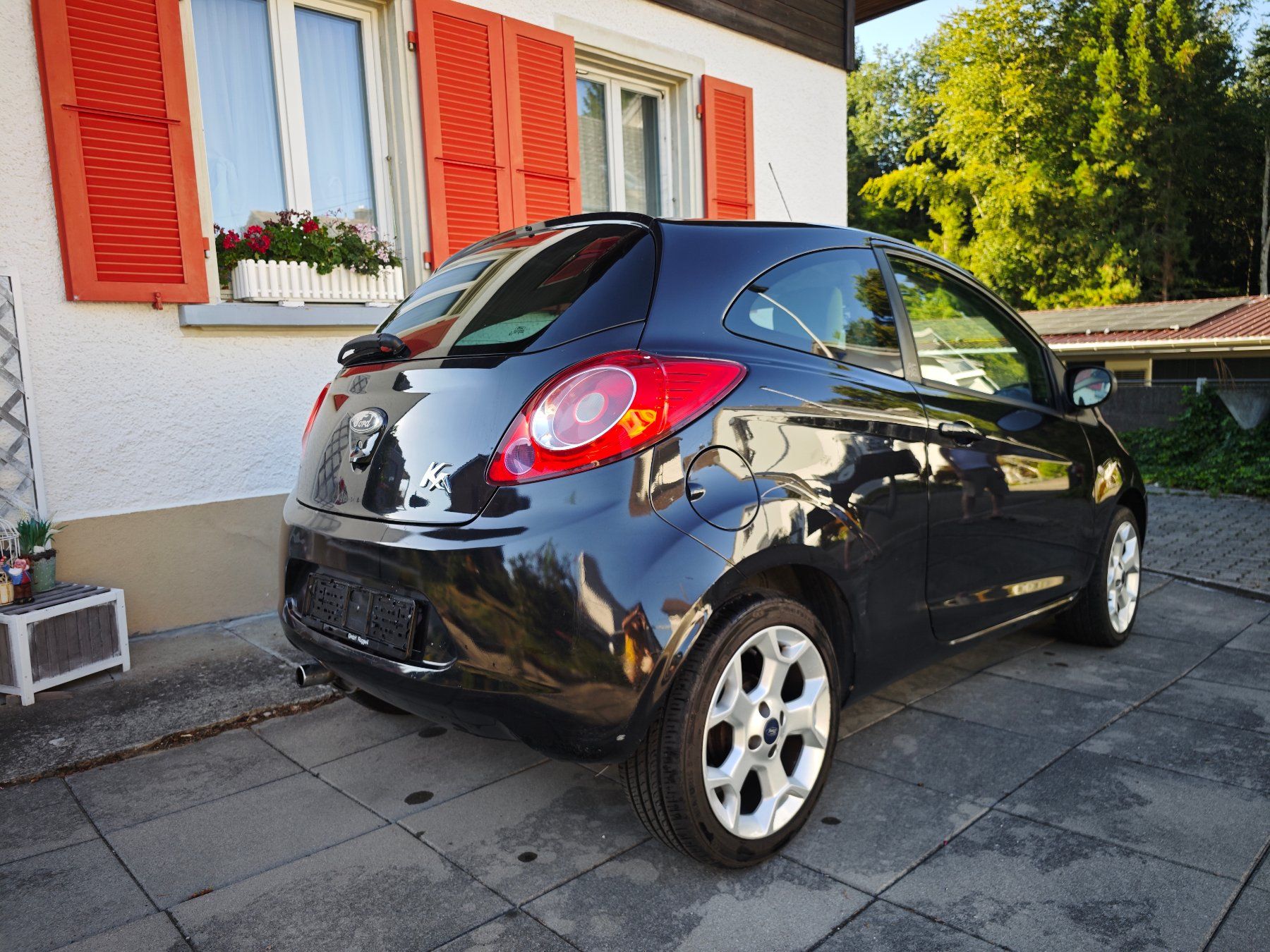 Ford Automobili: Ford Ka 1.25i Individual mit MFK – Usato da Oftringen venduto da loco_f 1