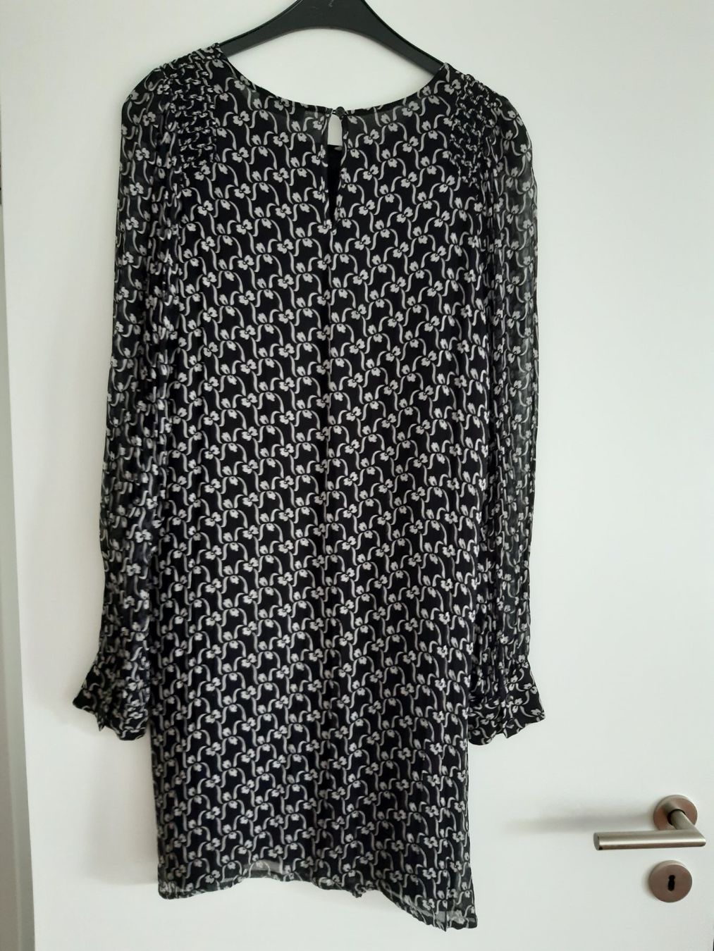 Vestiti: Kleid Princess  schwarz weiss  38 – Usato da Wettingen venduto da beahu 1