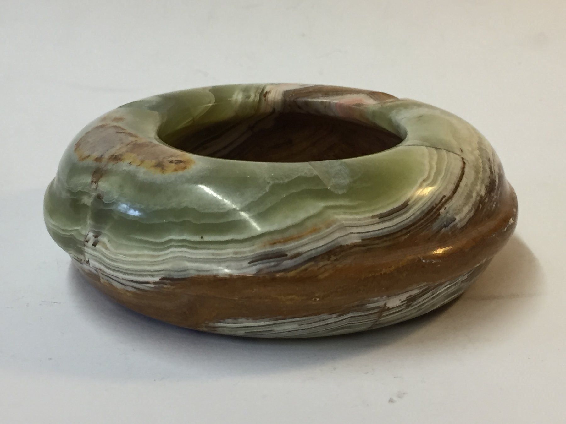 Portacenere: Exklusiver Aschenbecher Ashtray aus Jade – Usato da Schaffhausen venduto da vintageville 3