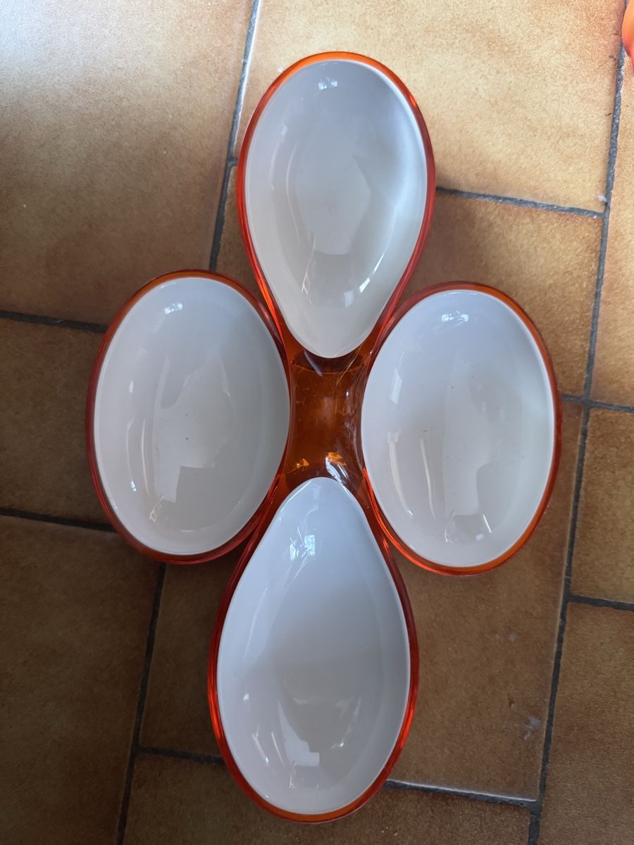 Piatti di portata: Coupe apéritif orange et blanche  – Usato da Veyrier venduto da kimedovapa