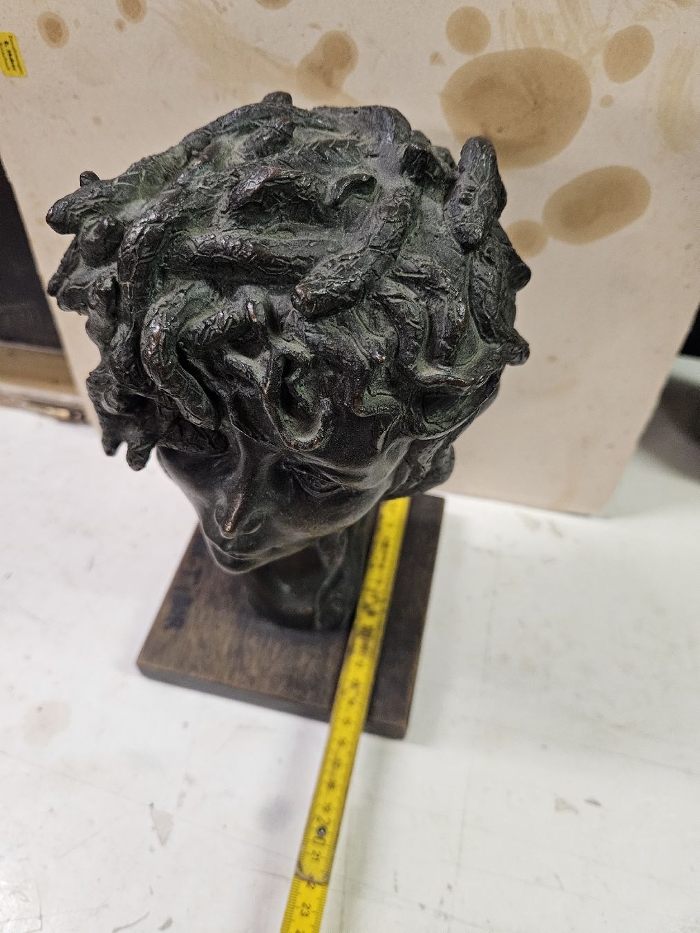 Sculture & Statue: skulptur kopf mit schlangen bronze – Usato da Schwellbrunn venduto da Omega-alpha 8
