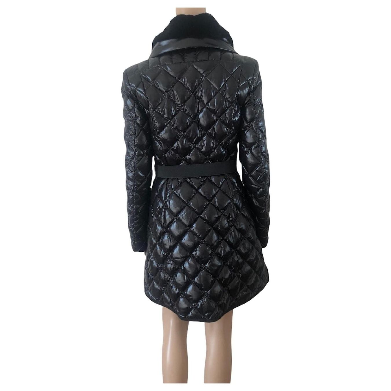 Moncler Cappotti: Moncler Glaciers Grösse 1 Schwarz – Usato da Bern venduto da Alea6892 2