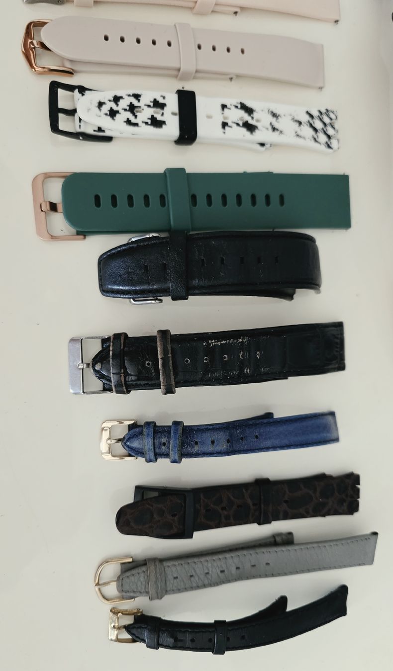 Bracciali & Braccialetti: Uhren Bänder diverse 28 stück – Usato da wetzikon venduto da Bestedienste 3