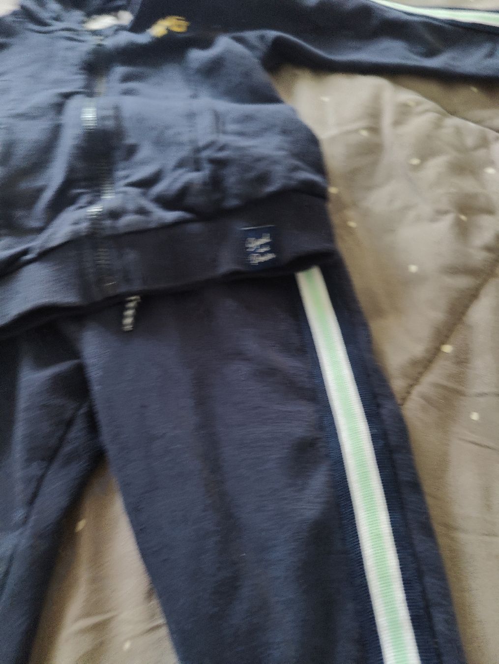 Ensembles: Pullover und Hose Anzug Dirkje Grösse 92/2Y  – D'occasion à Zürich par sof_f2ts 4