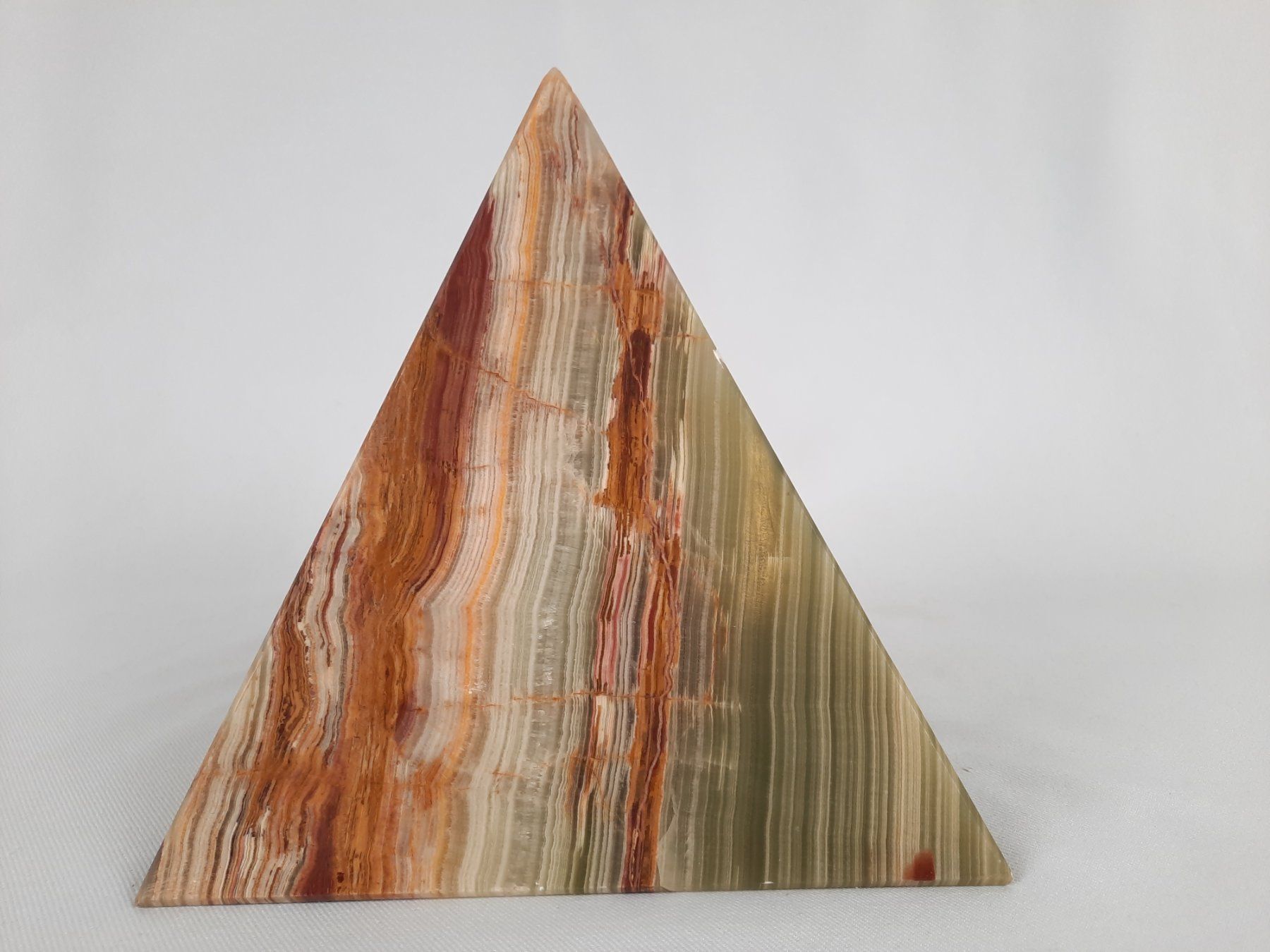 Minéraux & Lithothérapie: Pyramide gross – D'occasion à Beinwil am See par Restwert_Beinwil 2