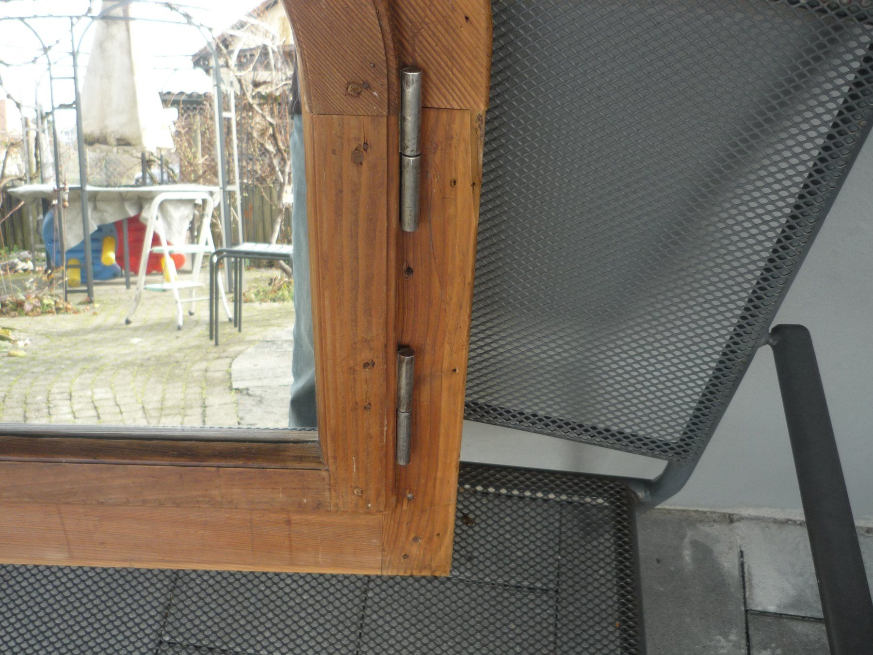Fenster: Fenster mit Spiegel – Gebraucht aus Langnau i. E. von Laendu7000 6
