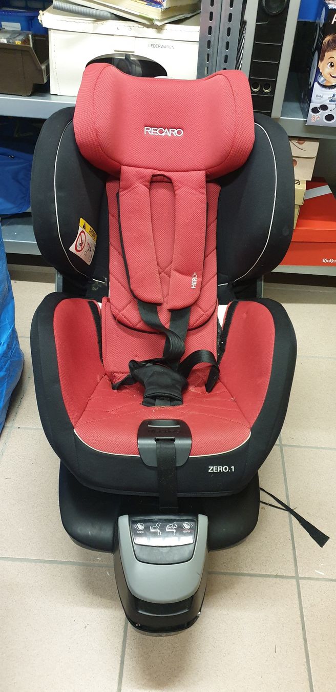 Recaro Seggiolini per auto: Kinder Autositze inkl. Isofix – Usato da Grenchen venduto da carbogast