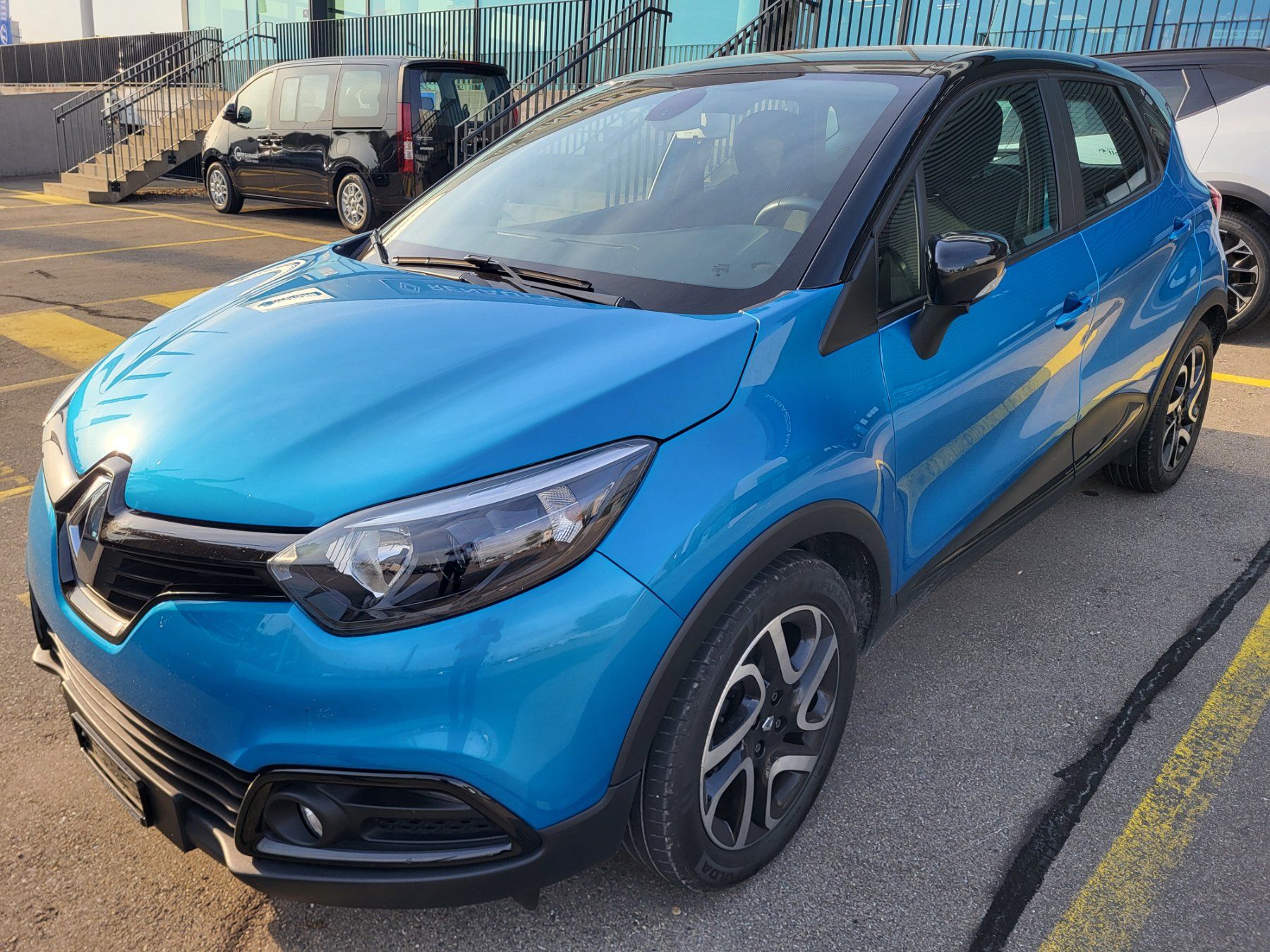 Renault Autos: Renault Captur 90 (CK) – D'occasion à St. Gallen par CityAuktion 1