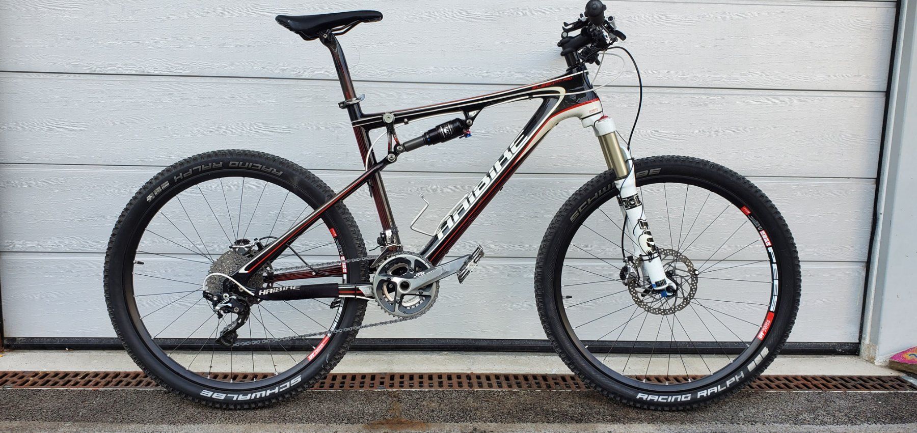 Biciclette: Hibike Sleek Pro Carbon – Usato da Luzern venduto da ote_bx5w