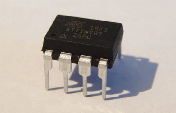 Componenti elettronici: ATTINY85-20PU MicroController IC – Nuovo (secondo la descrizione) da Riehen venduto da GrauerBaer55