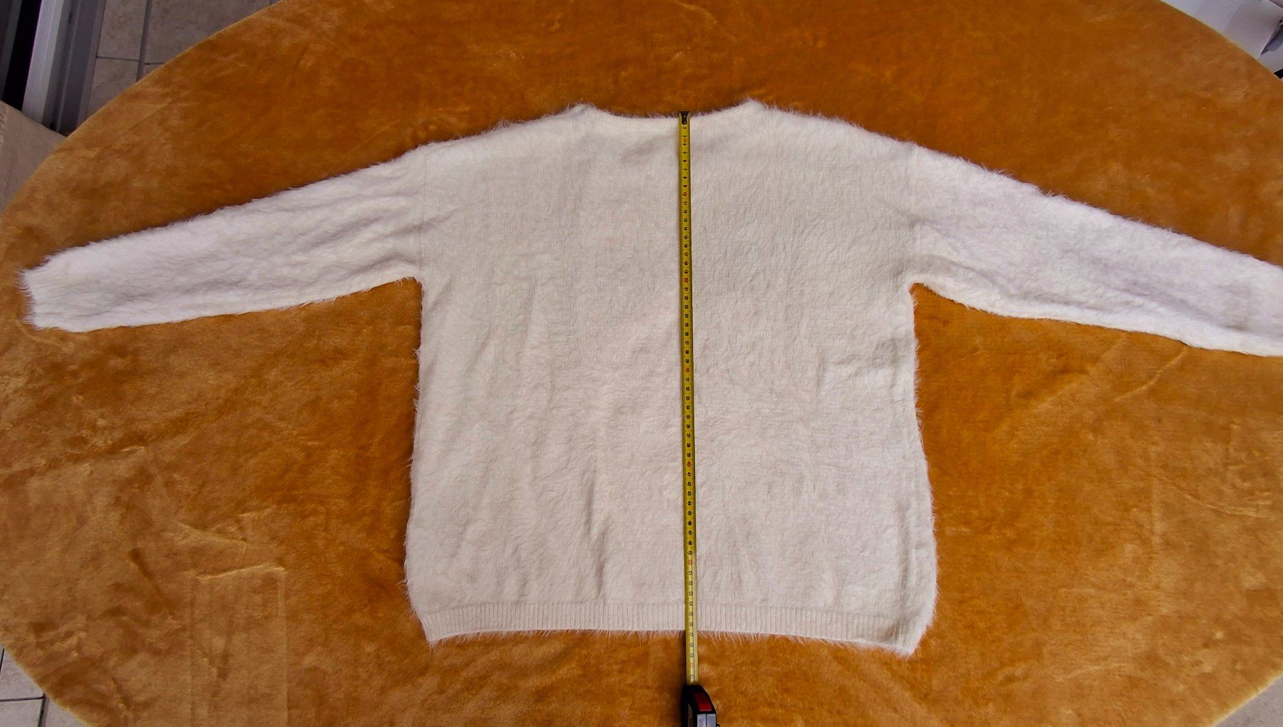 Maglioni & Felpe: Flauschiger Pullover mit Stickerei, Grösse (X)-L – Usato da Vitznau venduto da rh_v 1