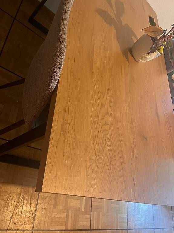 Tables: Dining table in very good condition – D'occasion à Genève par Luisa_Oliv 1