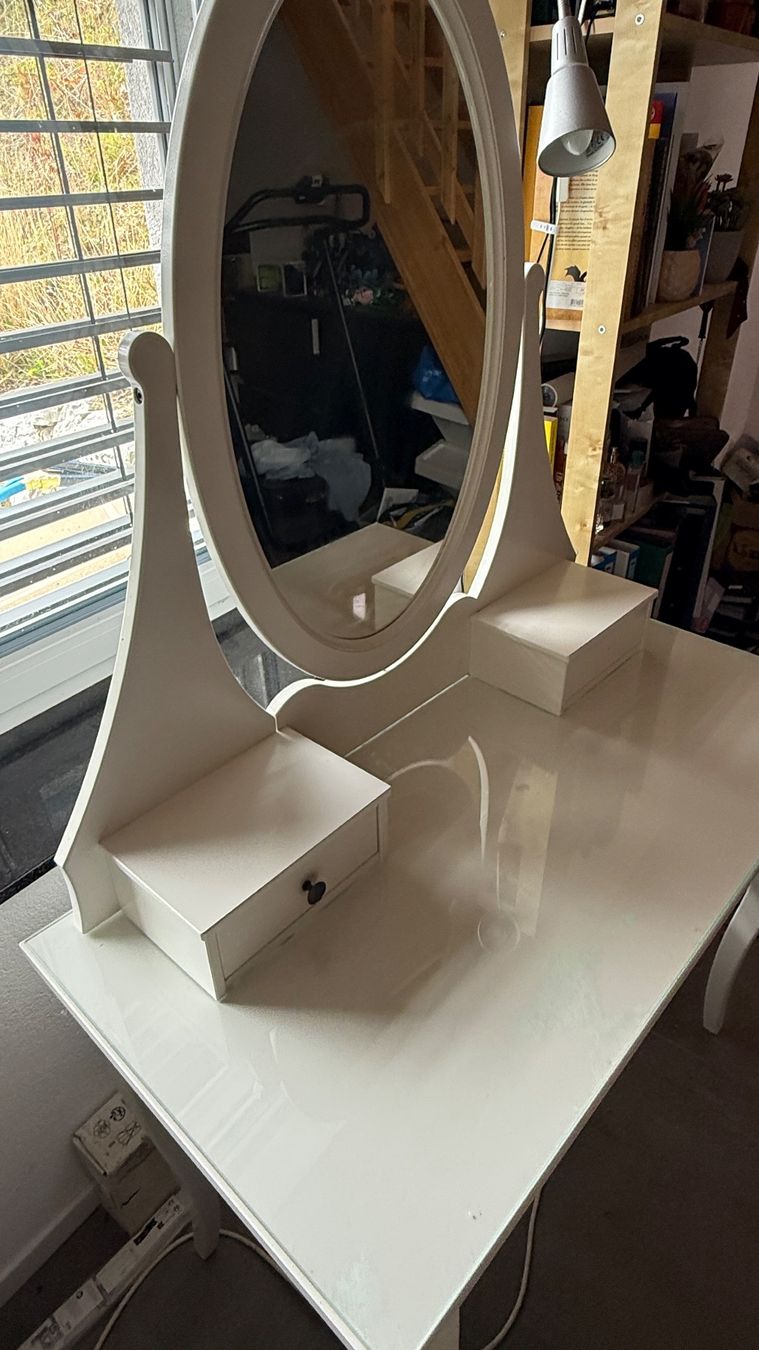 Ikea Tavoli da trucco: Coiffeuse IKEA HEMNES blanche avec miroir – Nuovo (secondo la descrizione) da Treyvaux venduto da sophie_2210 2