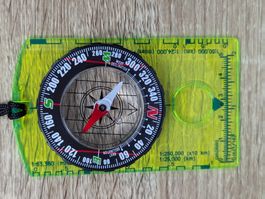 Boussole de randonnée Jaune - 360 degrés