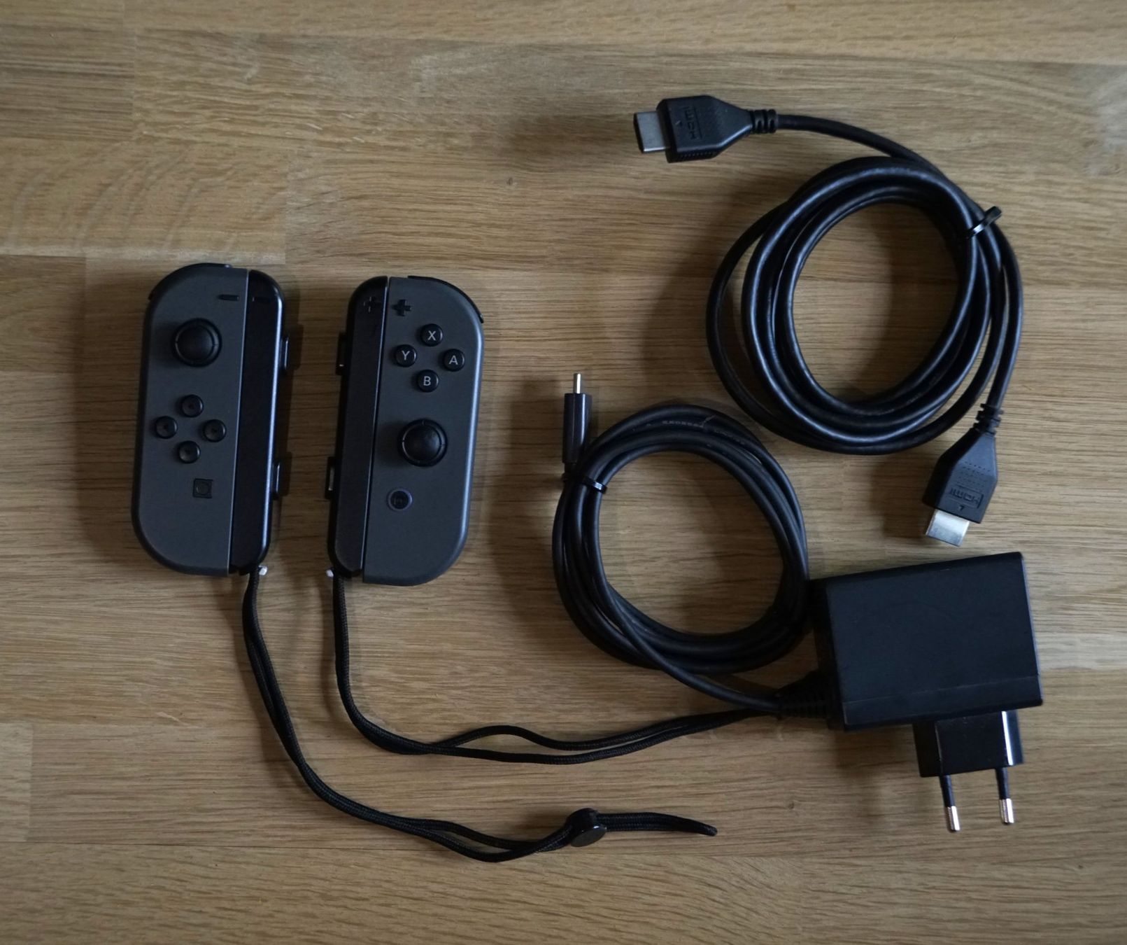 Nintendo Console: Nintendo Switch complète avec accessoires ( Excellent état ) – Usato da Montagny-Yverdon venduto da jul_5rxc 4