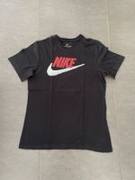 Nike T-shirt