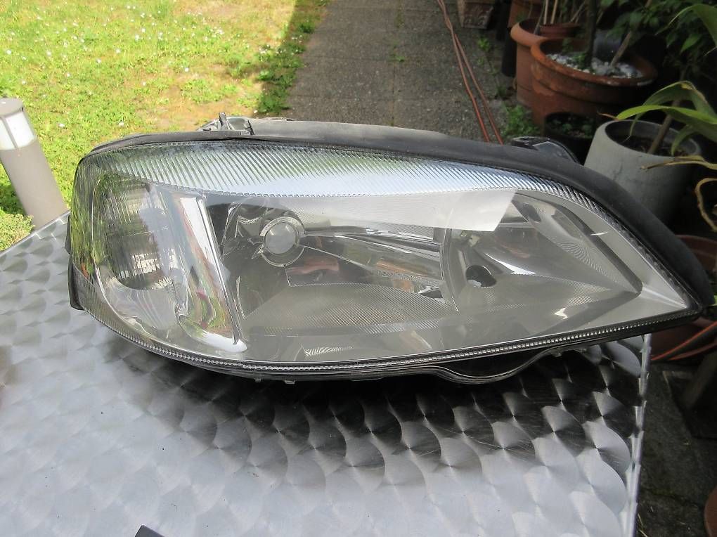Opel Fari: Phare avant droite Opel Astra G – Usato da Champagne venduto da nan_2dwz