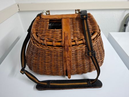 Korb Tasche Leder Rattan handgefertigt guter Zustand