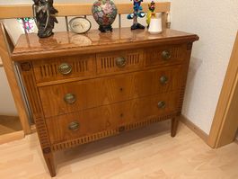 Antike Louis XVI Kommode in Traumzustand !!!