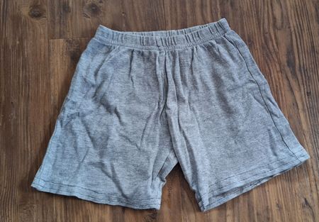 Kurze Hose Grau Grösse 98 gebraucht