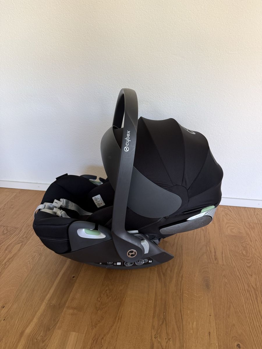 Cybex Seggiolini per auto: Cybex Kindersitz Cloud T i-Size schwarz – Usato da Interlaken venduto da s.weg94 3