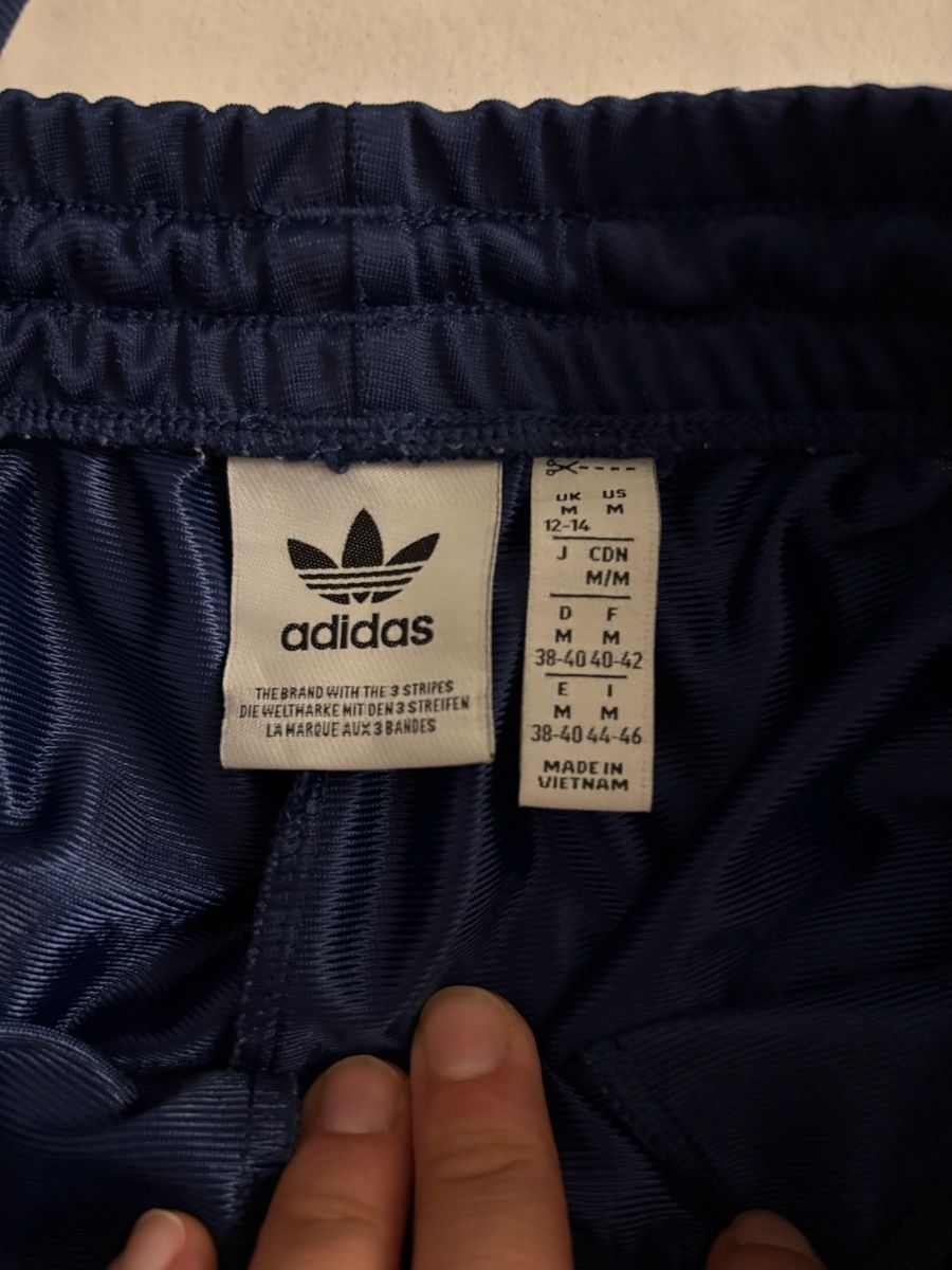 Adidas Hosen: Adidas Trainingshose blau Grösse M  – Gebraucht aus Kirchberg BE von LiiLaaLuu_98 1