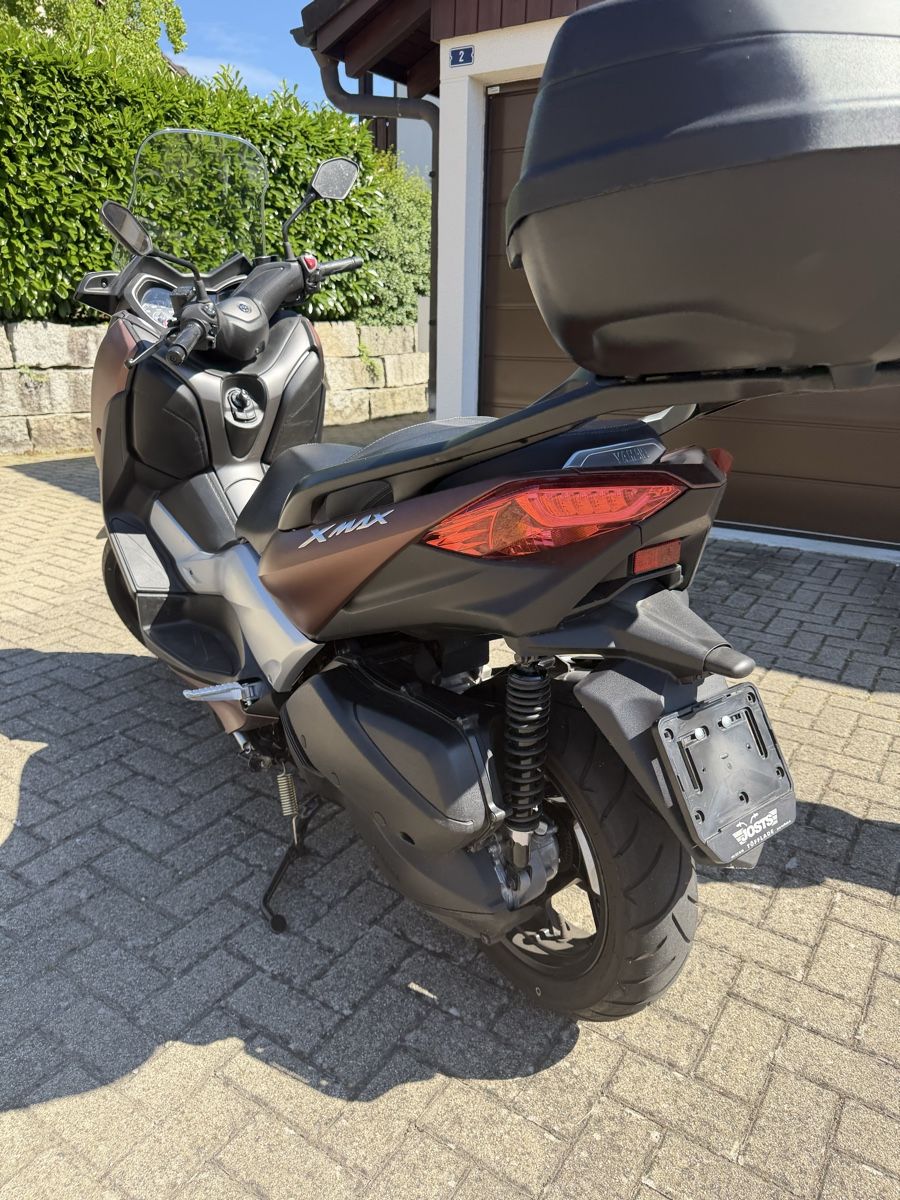 Yamaha Scooters: YAMAHA XMAX 300 ABS Roller – D'occasion à Berikon par lai_8wpt 4