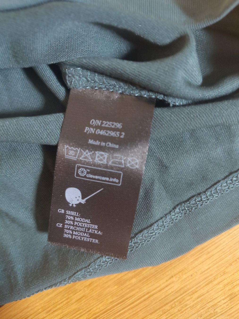 Monki T-shirt: T-Shirt – Usato da Bern venduto da Linii 2