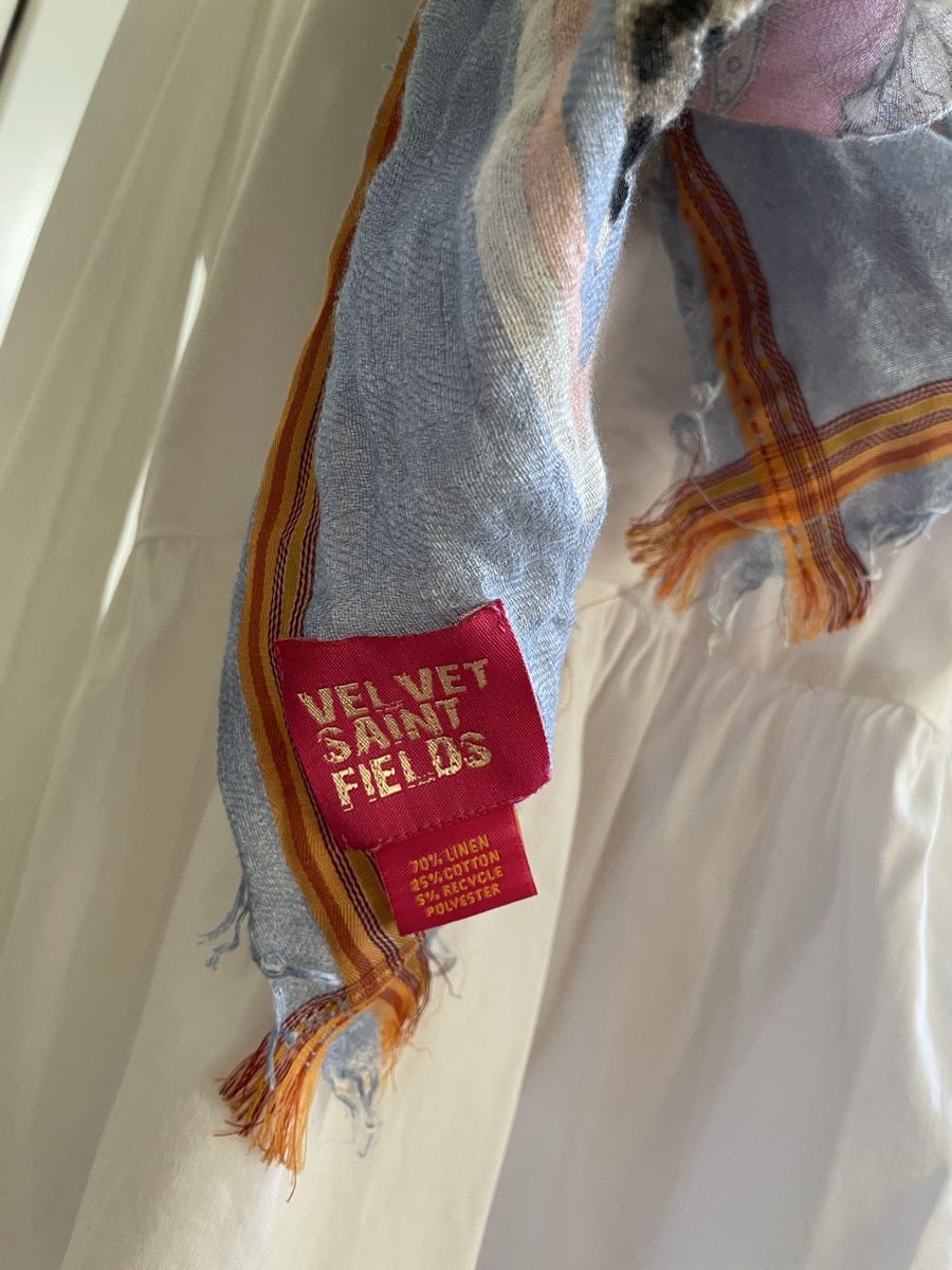 Foulards & écharpes: Wunderschönes Tuch vonVelvet Saint Fields – Neuf (Voir description) à Zürich par Caracol1998 2