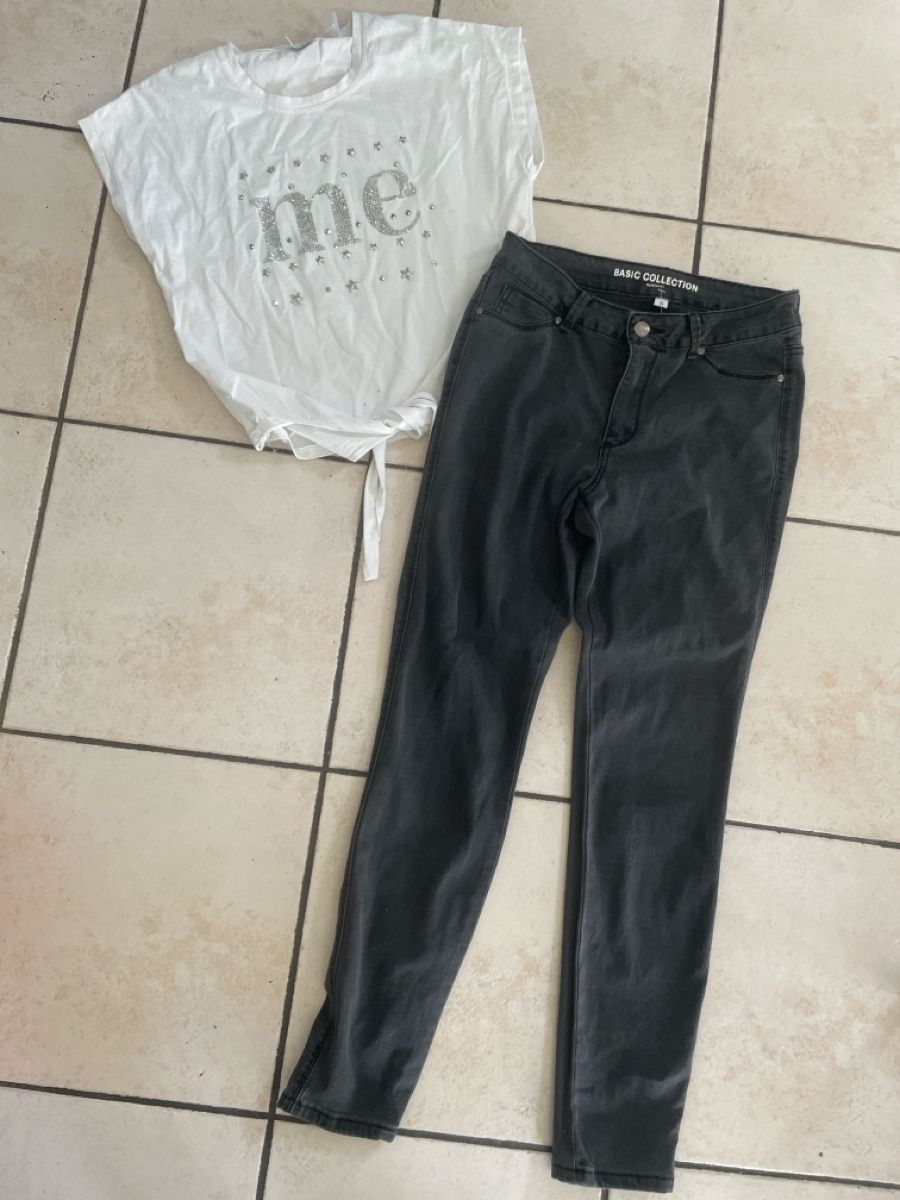 Lotti di vestiti: T-Shirt mit Strass "me" Gr.S/M & Jeans Gr.S – Usato da Obergerlafingen venduto da cabo4