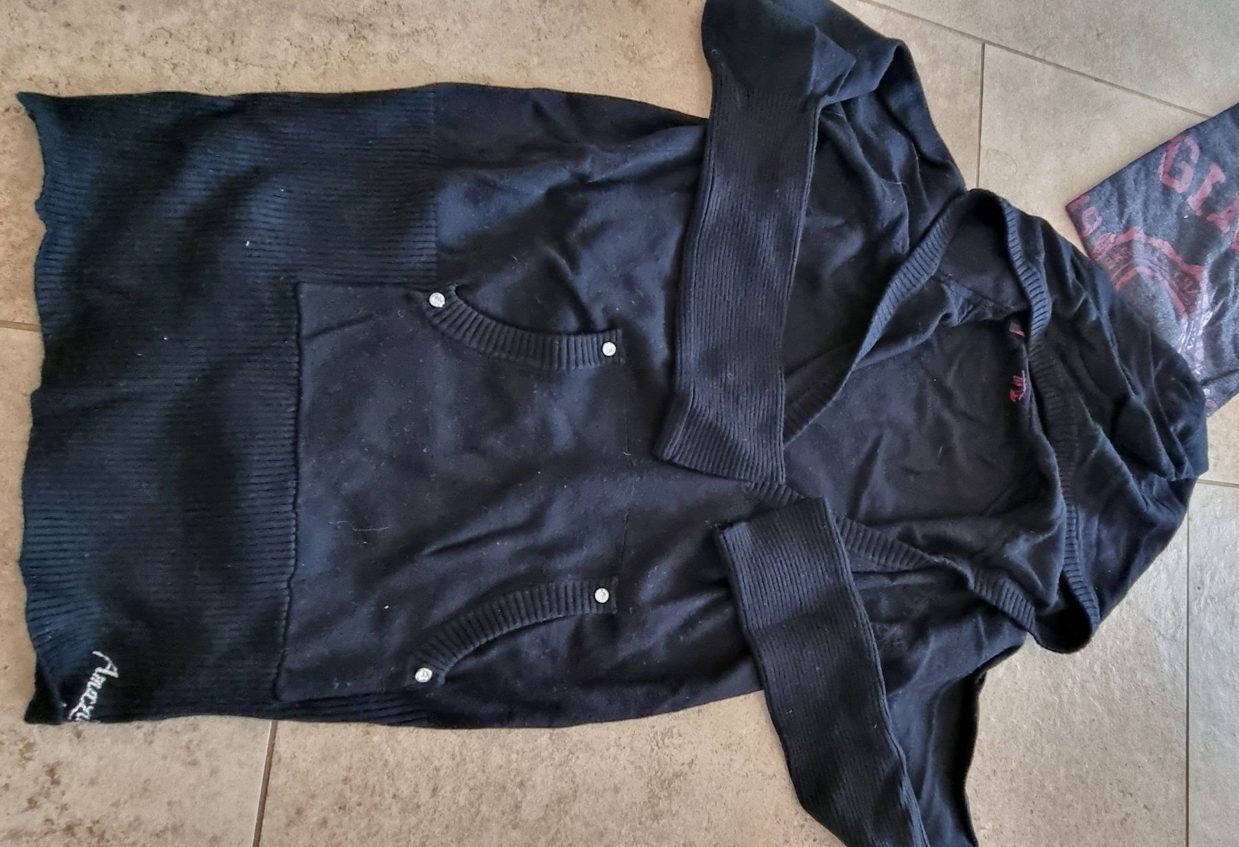 Lots de vêtements: Kleiderpaket gr.S – D'occasion à Grossdietwil par GNOM313 5