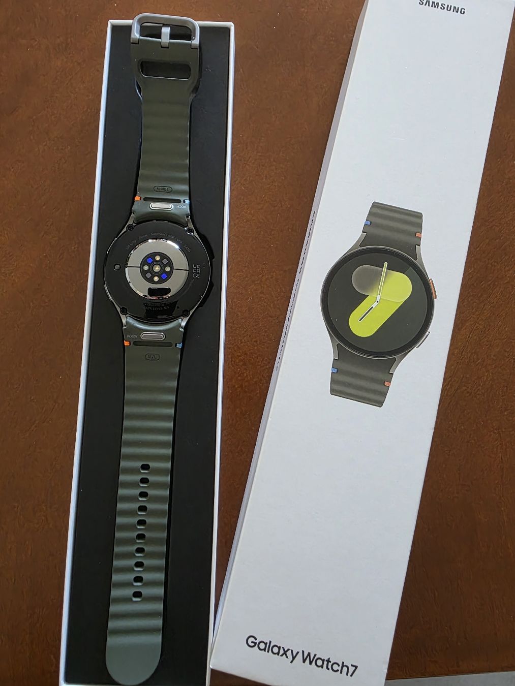Samsung Smartwatch: galaxy watch 7 ( 44mm)  – Usato da Chénens venduto da HistoricCan0 1