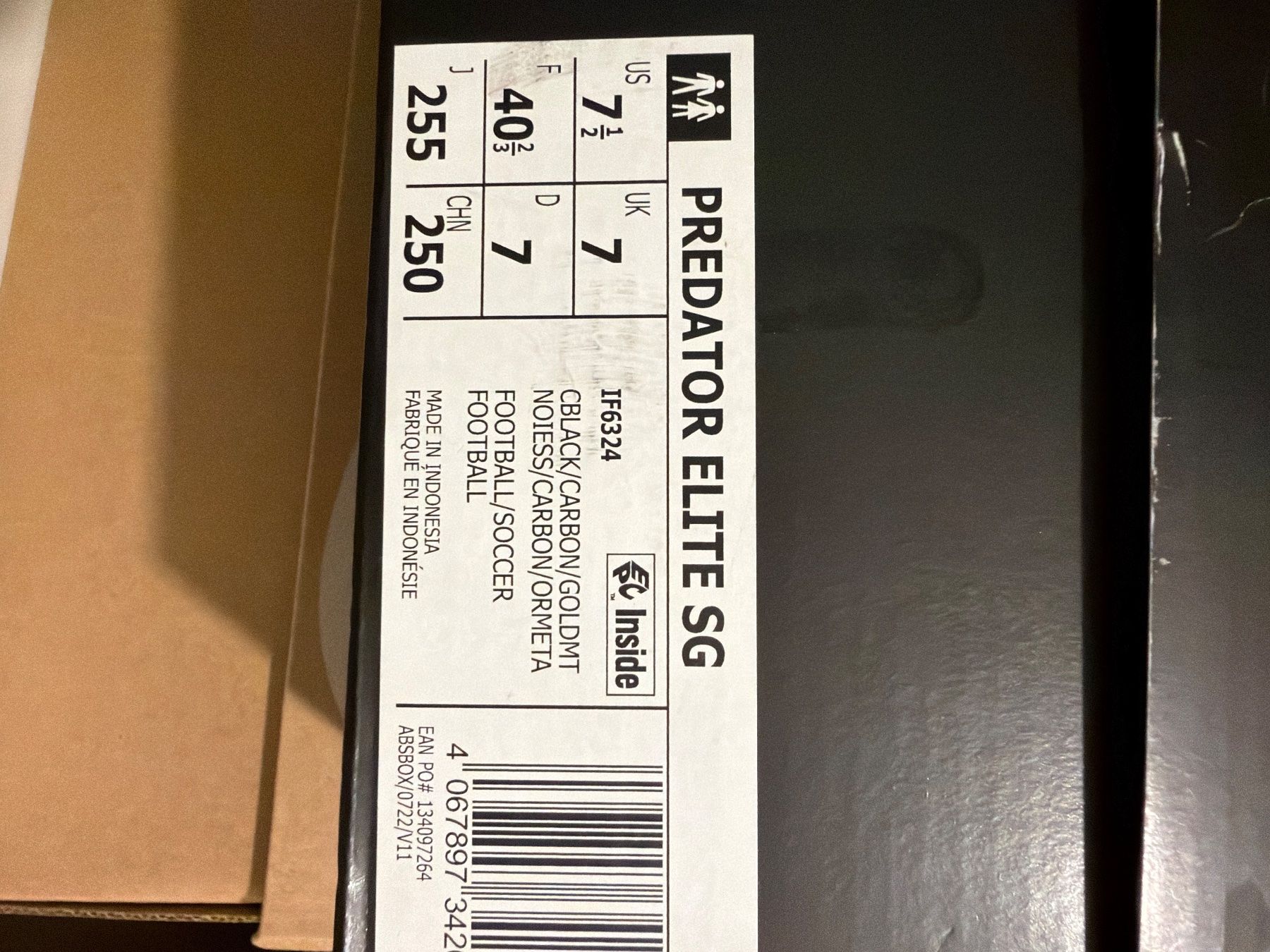 Adidas Herrenschuhe: Chaussure de foot – Neu (gemäss Beschreibung) aus Grandson von fle_vb7f 4