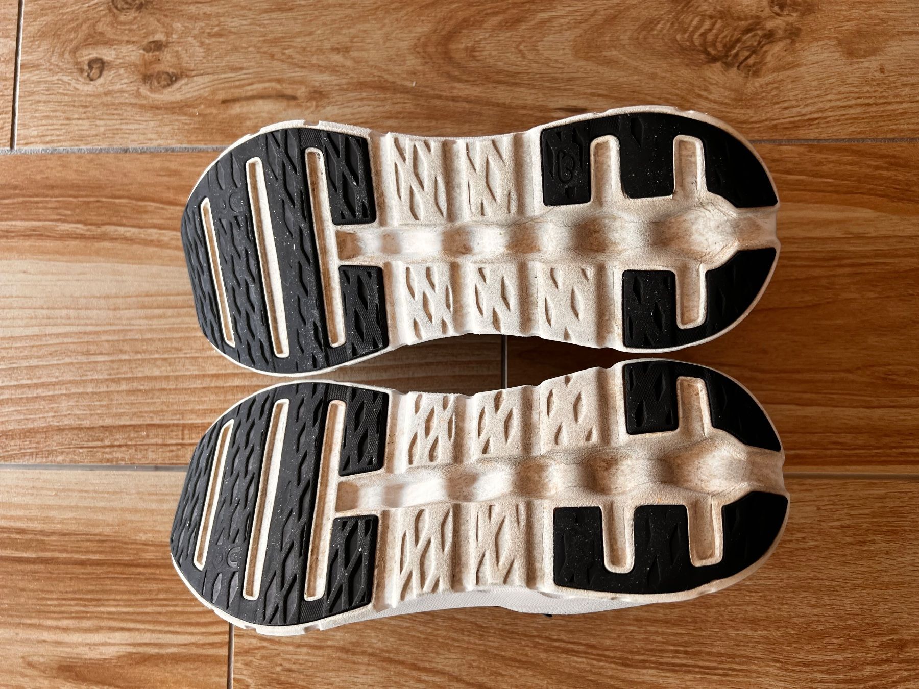 On Herrenschuhe: ON Cloudtilt – Gebraucht aus Vacallo von mar_hk7x 2
