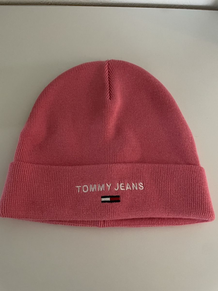 Copricapi, berretti & cappellini: Tommy Jeans Beanie – Rosa – Usato da Niederlenz venduto da fed_y5mw