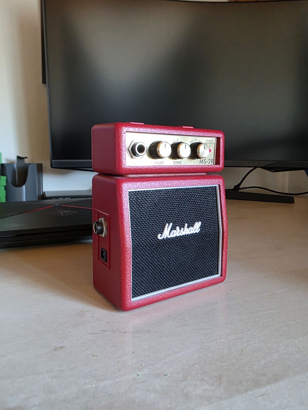 Marshall Amplificatori: Marshall MS-2R Rock-Rot Mini-Gitarrenverstärker  – Usato da Heiden venduto da Kuba.D