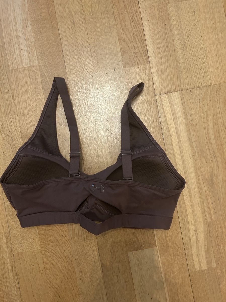 Sonstige Unterwäsche: Brauner Sport BH gr m – Gebraucht aus Allschwil von selake990673 1