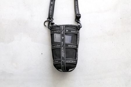 And wander - bottle holder mini bag