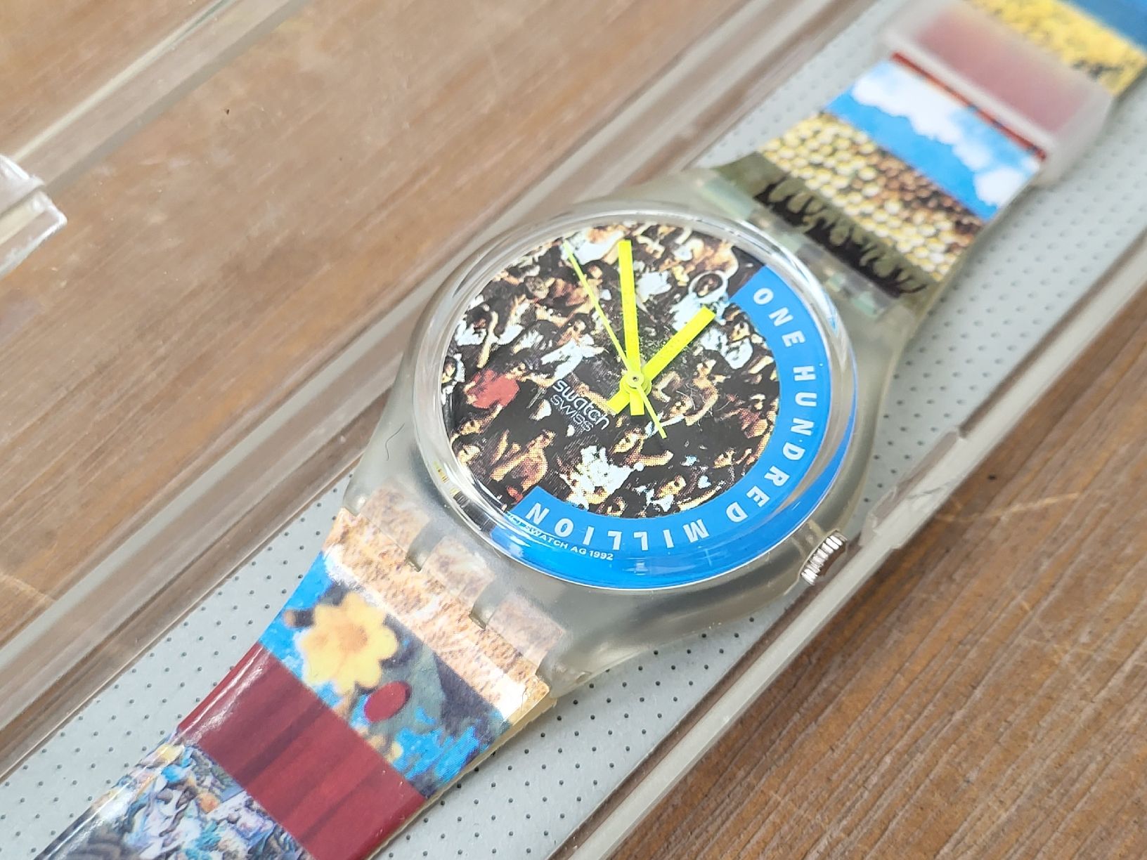 Swatch Orologi: SWATCH GZ126 PEOPLE NEU  – Nuovo e nell'imballaggio originale da Lommiswil venduto da Fridu_C 1