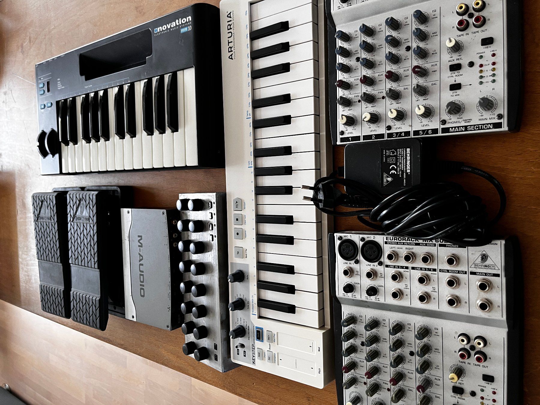 Arturia Musikinstrumente: Novation, Arturia, Doepfer, Behringer – Gebraucht aus Wald ZH von pelang56 2