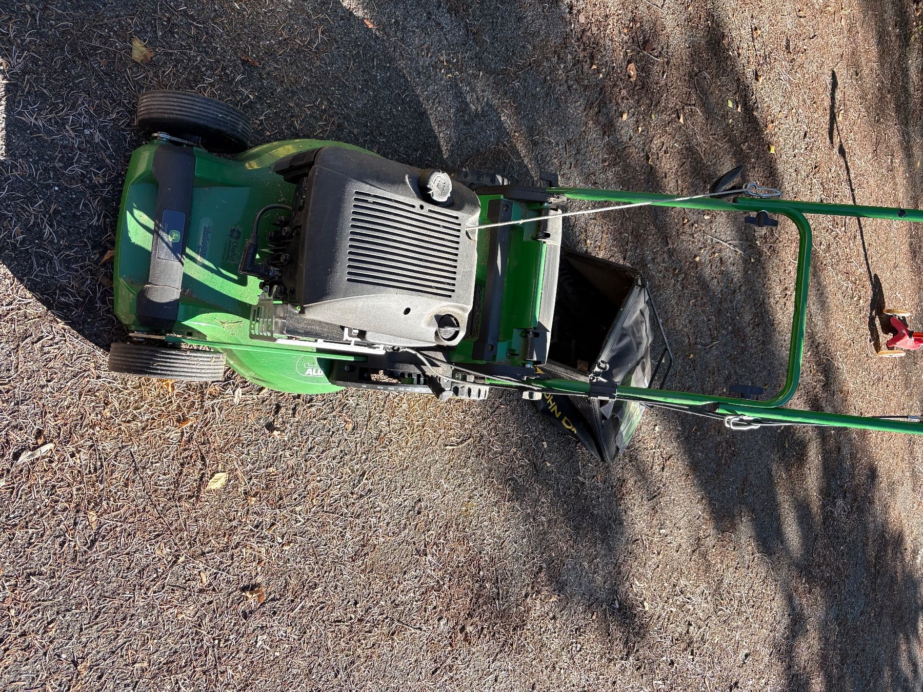 John Deere Tagliaerba: Tondeuse John Deere bon état – Usato da Veyrier venduto da dolceinvida