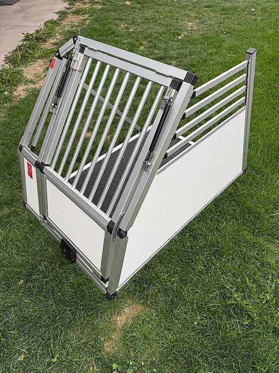 Cages, transport & sécurité: Hundebox fürs Auto – D'occasion à Schönholzerswilen par ste_rpk5 1