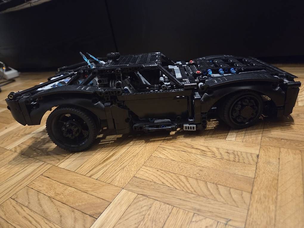 Lego Baukästen: Lego technic 42127 La Batmobile de Batman – Neu (gemäss Beschreibung) aus Monthey von Bubuline 4