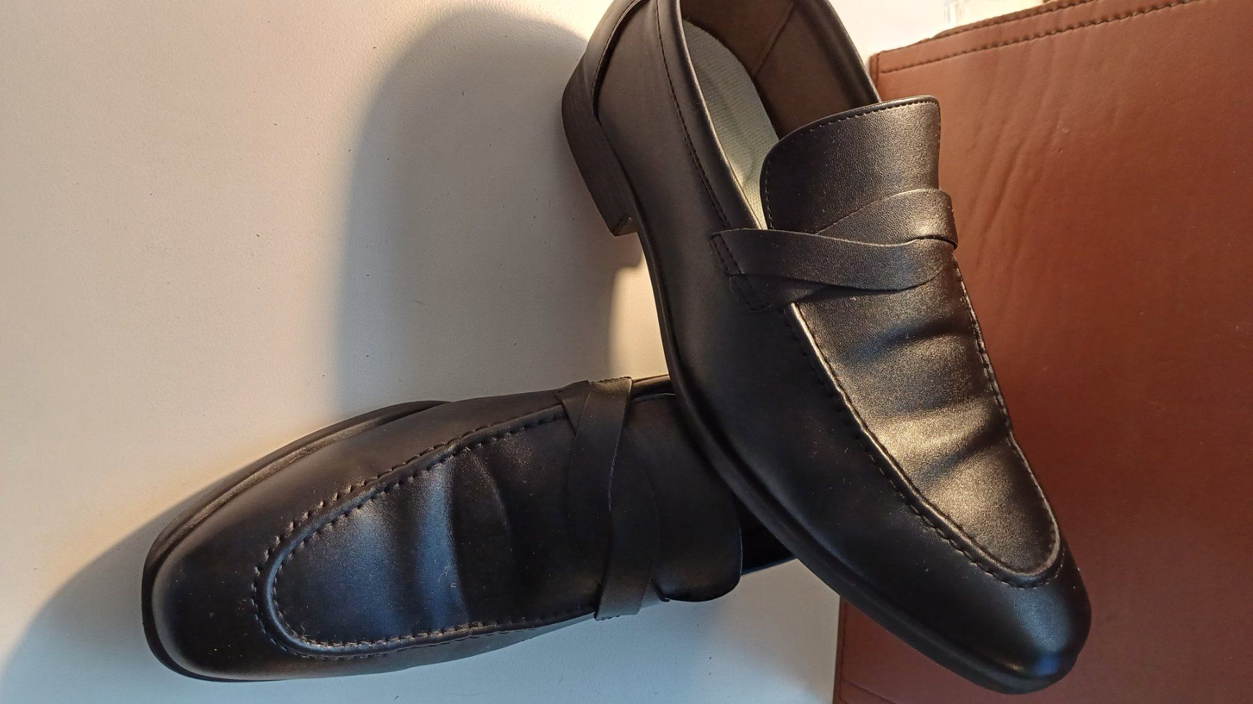 Herrenschuhe: 1 paar Schuhe Grösse 44 – Gebraucht aus Zollikerberg von Kaugo