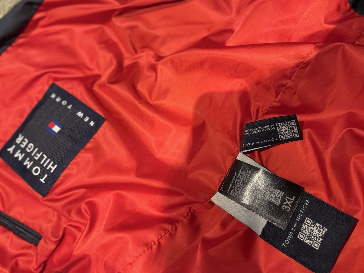 Tommy Hilfiger Gilet & Giacche: Tommy Hilfiger Weste Original – Nuovo e nell'imballaggio originale da Tennwil venduto da Zaylaaa 2