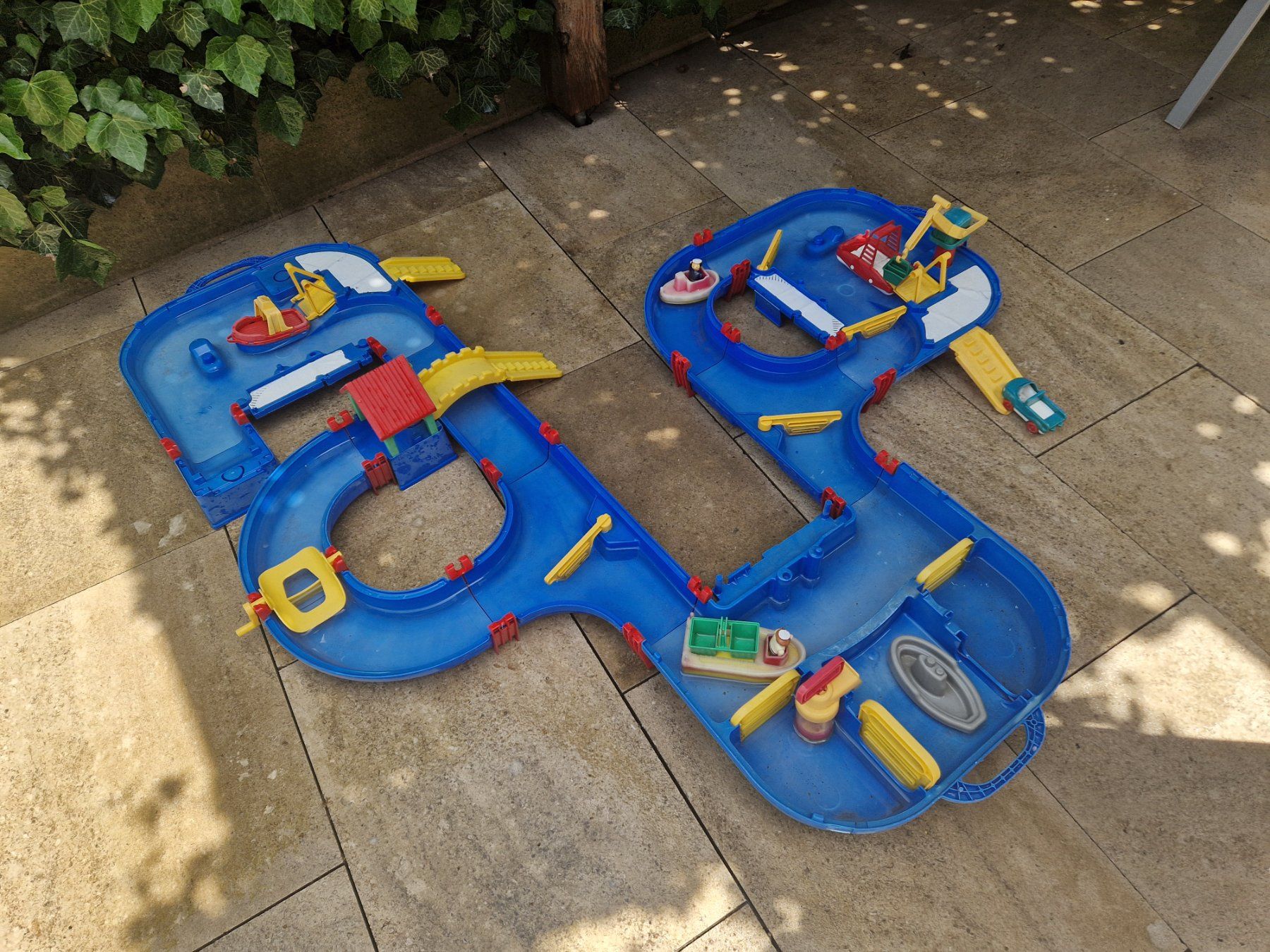 Aquaplay Giocattoli: AquaPlay - Wasserbahn – Usato da Glattfelden venduto da Lindbergh0 1