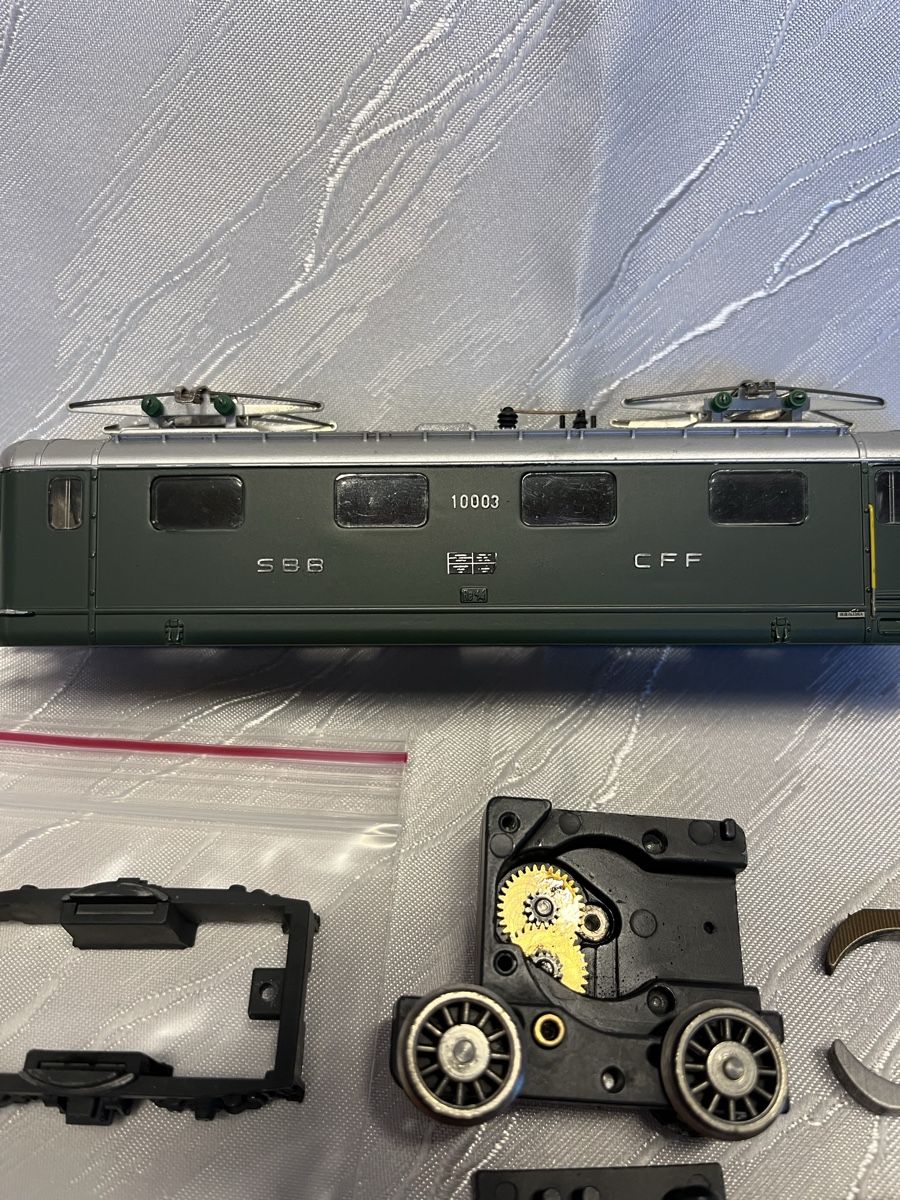 Hag Trains électriques: Hag Re 4/4 l  – Défectueux à Olten par krabe05 1