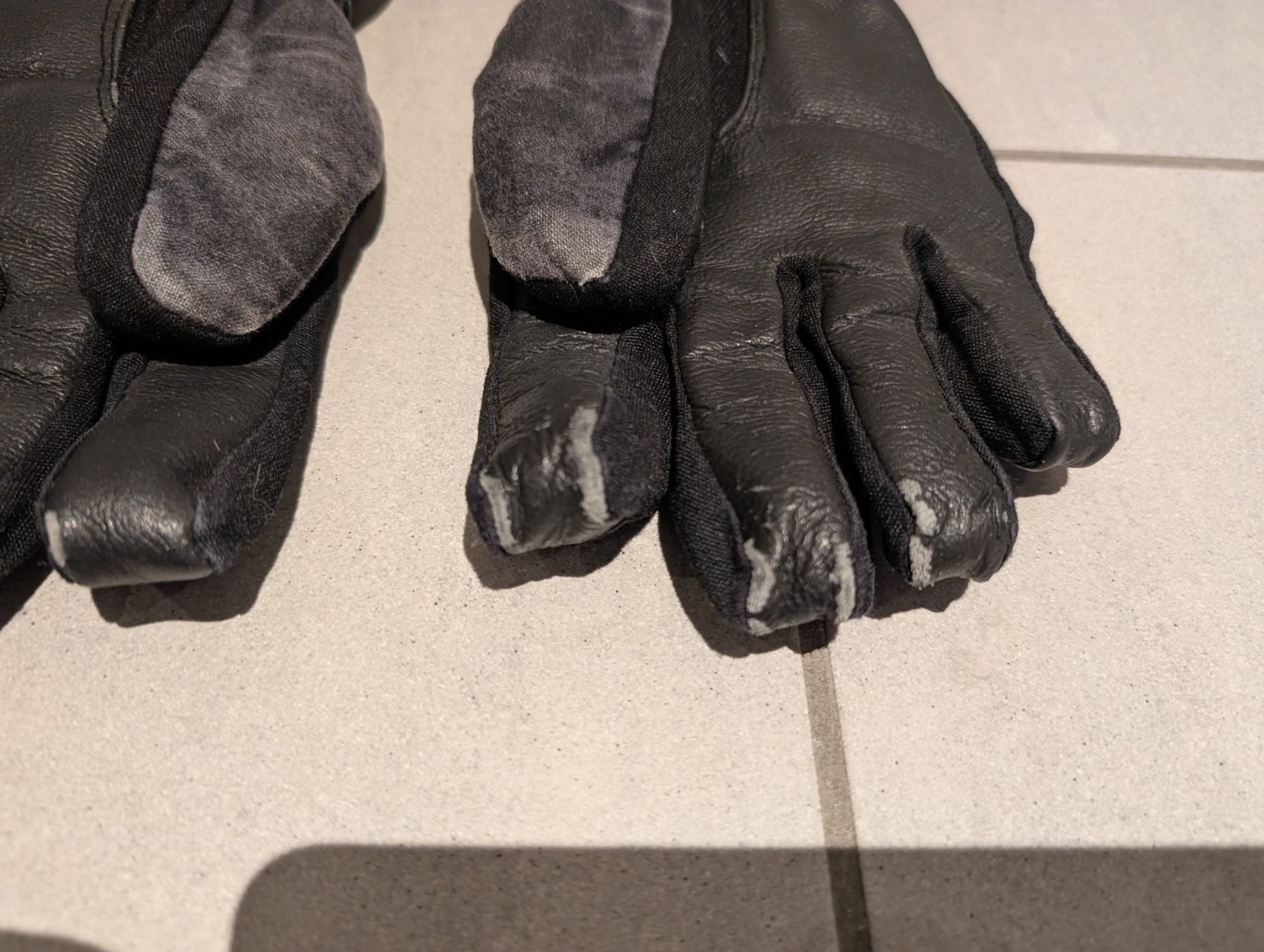 Burton Guanti & manicotti: *** Burton Handschuhe - Grösse L *** – Usato da Wollerau venduto da R3D3X3 2