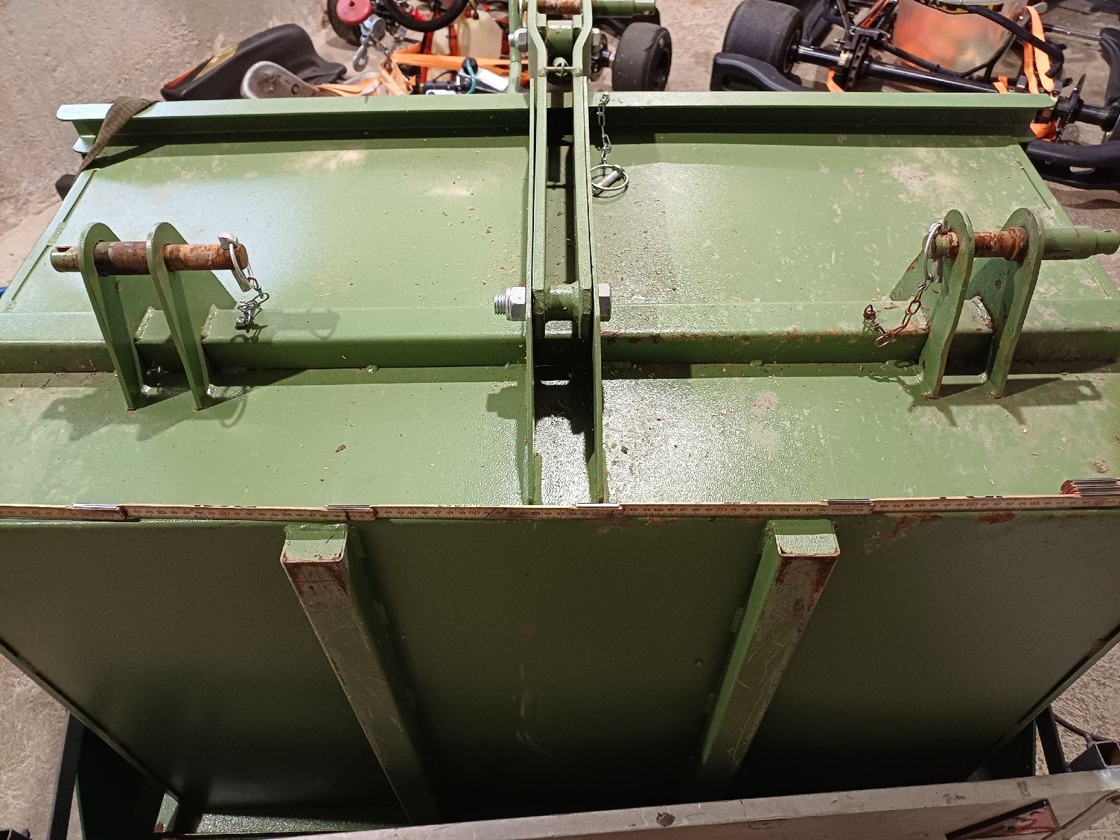 Accessoires tracteur, véhicule agricole: Heckschaufel Heckcontainer 120cm Kat 1 – D'occasion à Tobel par Schlufi501 8
